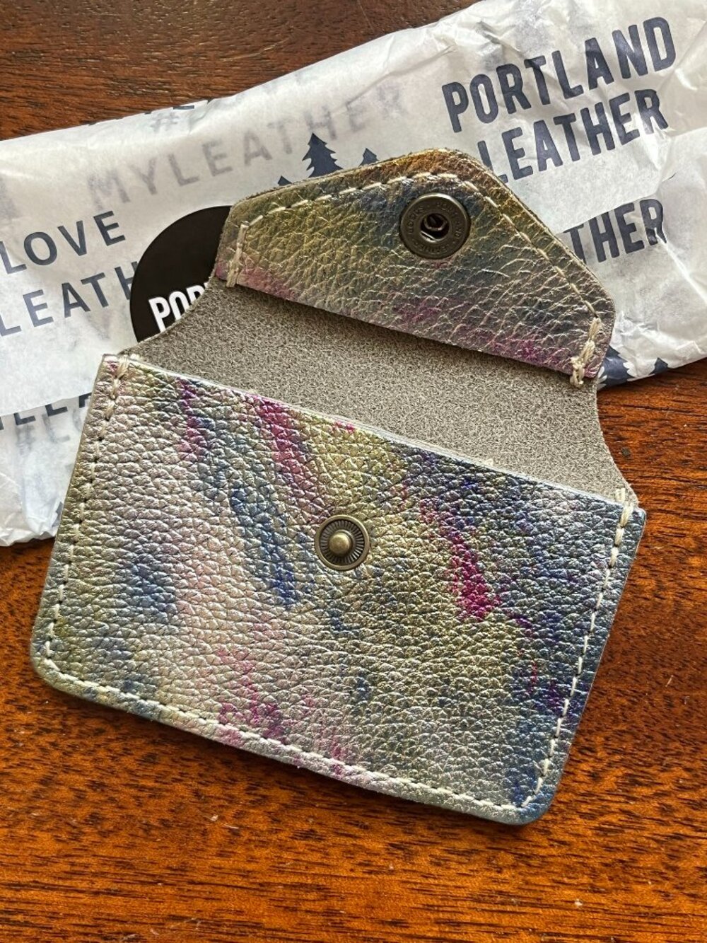 Portland Leather Goods "Aurora" Lovebug Wallet - Picture 4 of 9